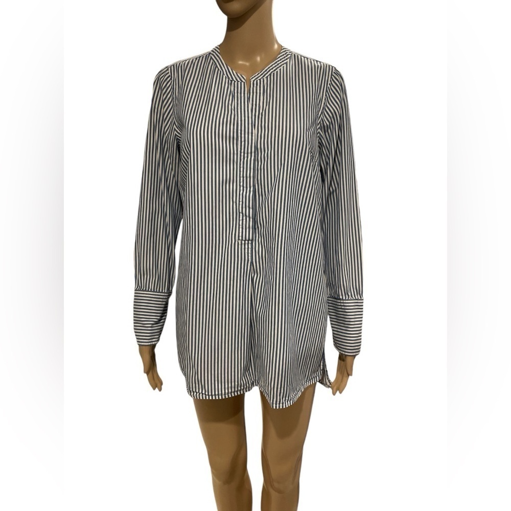 Old Navy Blue & White Shirt, Size M